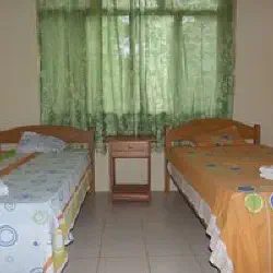 /img/16573-eco-lodge-room.webp